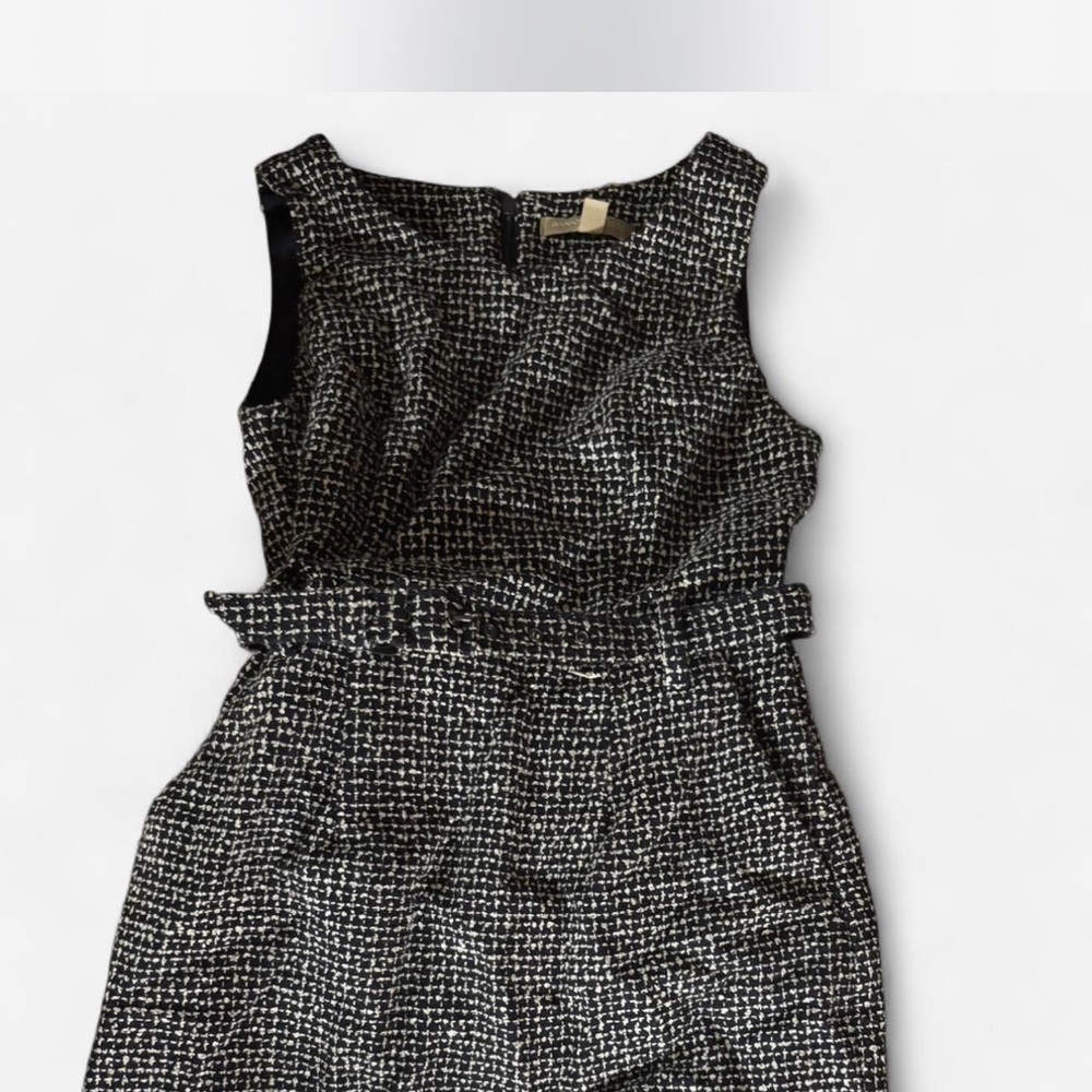 Banana Republic Navy and White dress - Picture 2 of 3